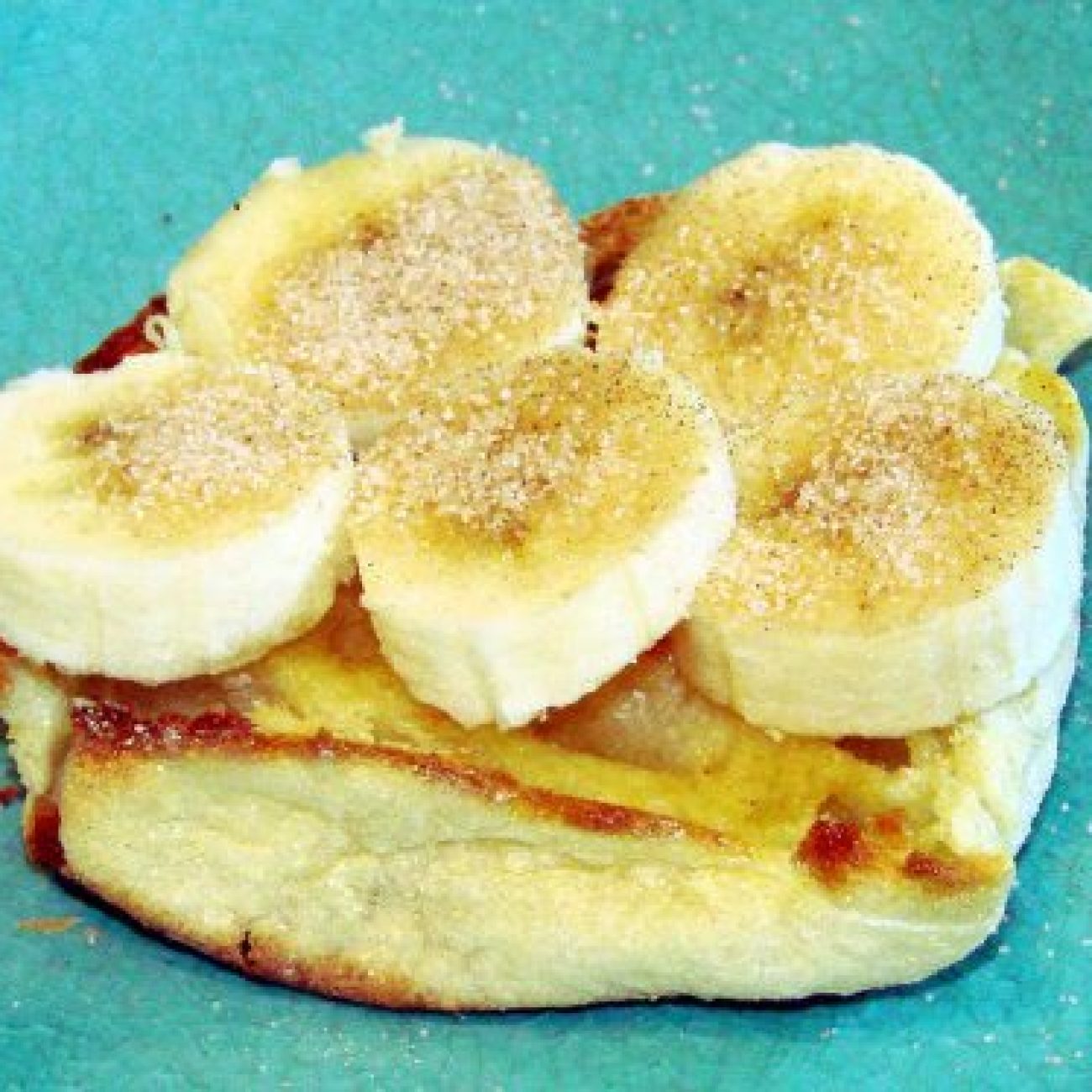 English Muffins Topped With Bananas And