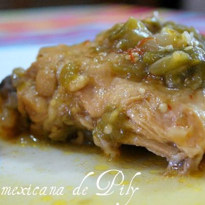 Entomado De Pollo Tomatillos And