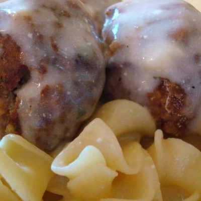 Evelyns Sweet And Sour Meatballs