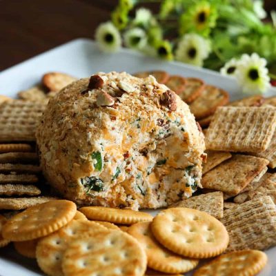 Fabulous Quick- To-Disappear Cheese Ball