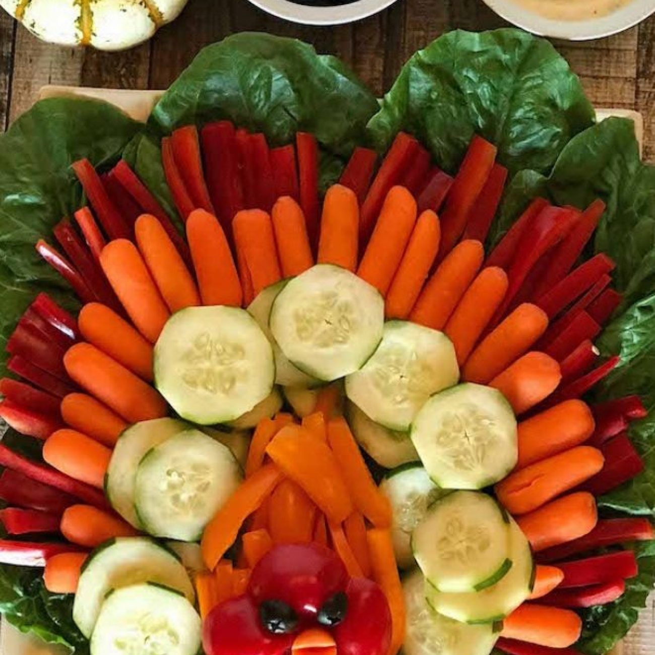Festive Thanksgiving Turkey-Shaped Vegetable Platter Recipe