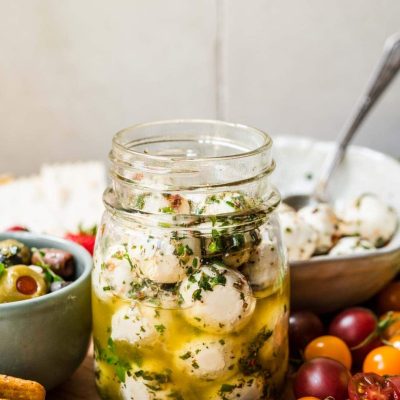 Fet-Kasseri Cheese Balls With Fresh Herbs