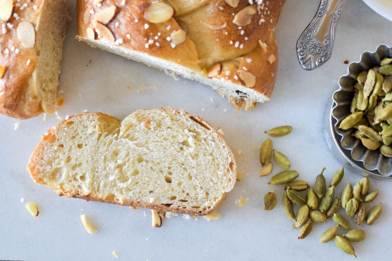 Finnish Pulla Bread