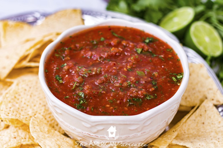 Fresh and Zesty Homemade Tomato Salsa Recipe