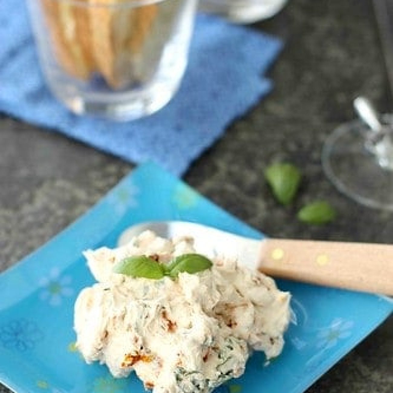 Fresh Basil Cheese Spread