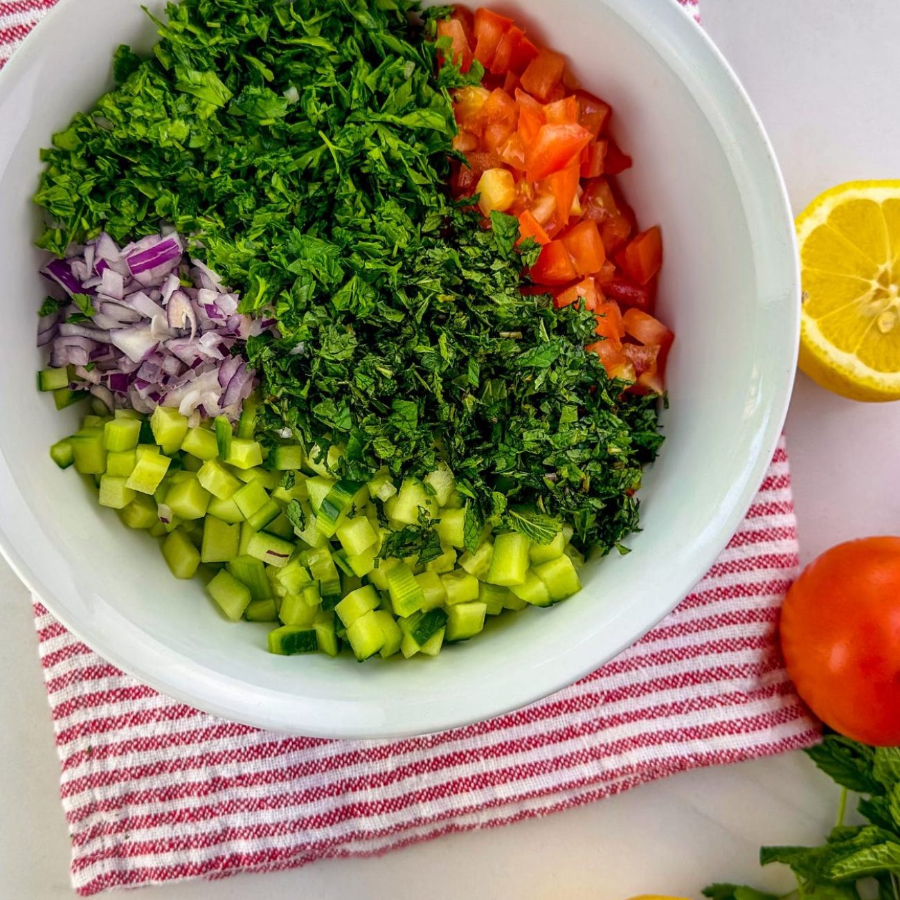 Fresh Mint And Cucumber Salad With Tahini