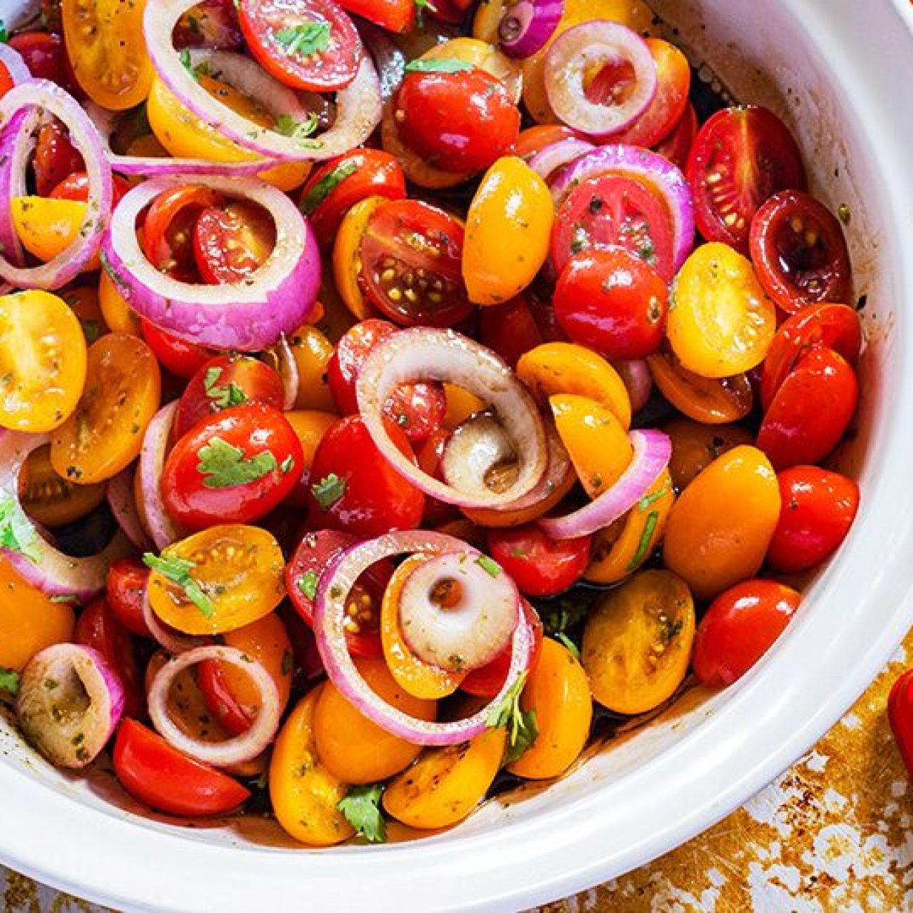 Fresh Tomato and Crunchy Red Onion Salad Recipe