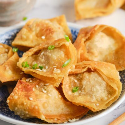 Fried Won Tons With Hot Chili Sauce