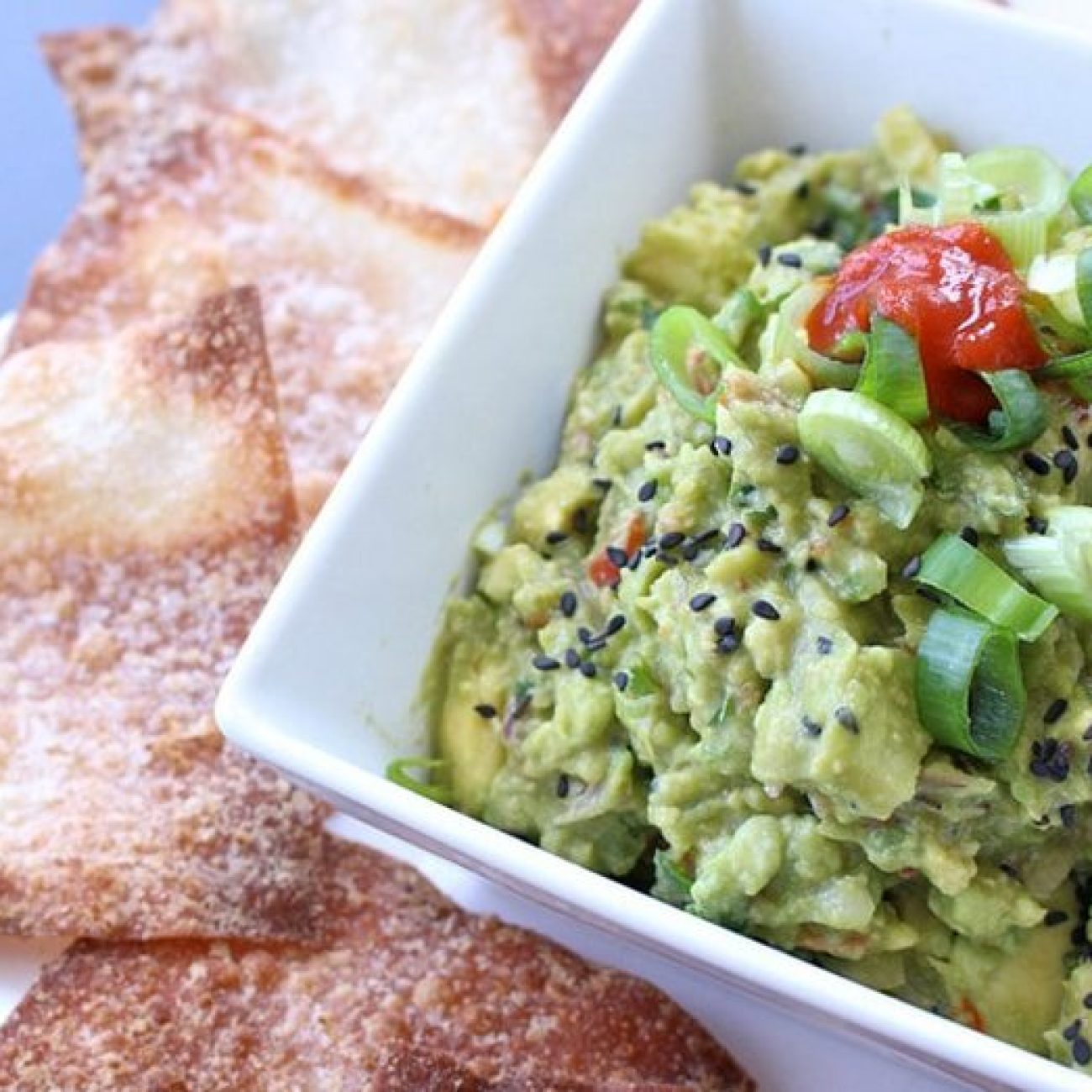 Fusion Guacamole: A Perfect Blend of Western and Eastern Flavors