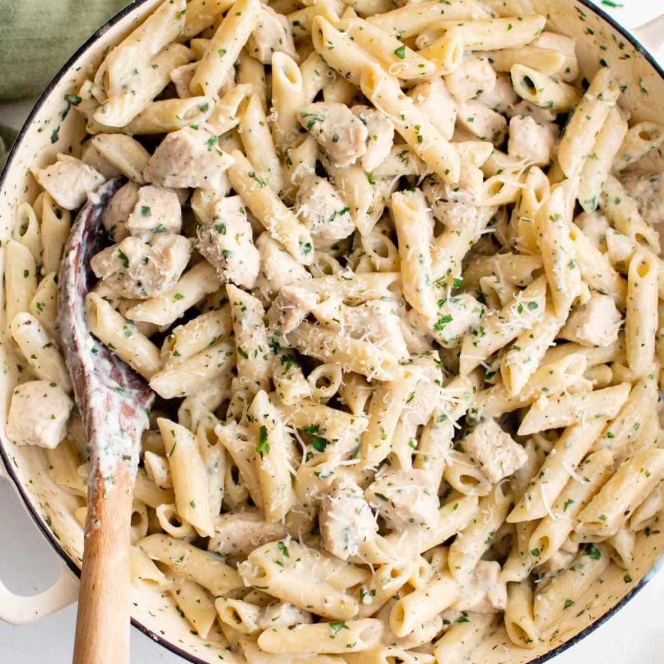 Garlic And Basil Chicken Pasta With Alfredo