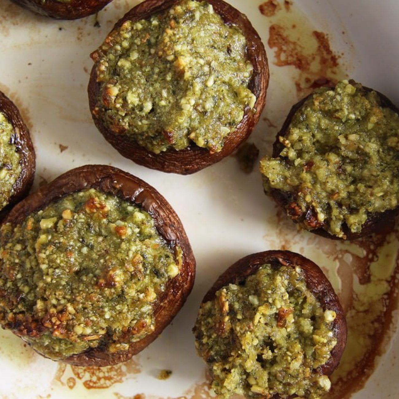 Garlic And Herb Stuffed Mushrooms With