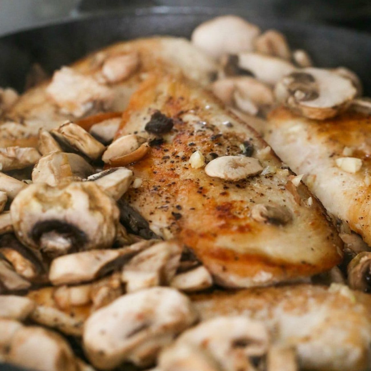 Garlic Chicken Breasts With Spicy Balsamic