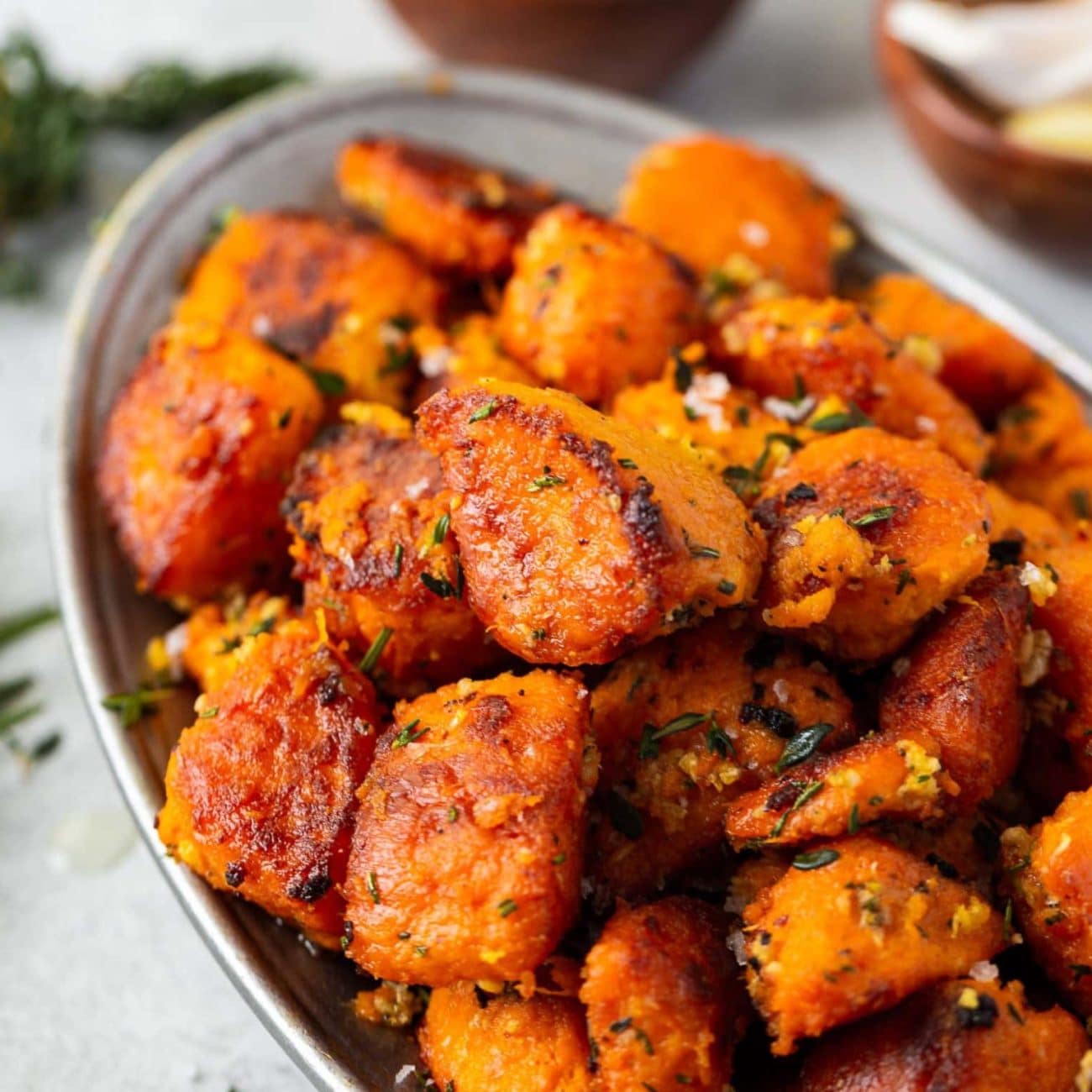 Garlic-Infused Roasted Sweet Potatoes: A Flavorful Side Dish