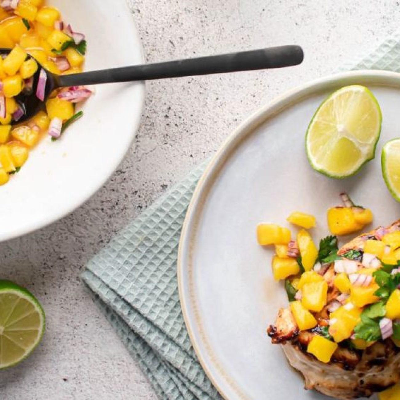 Garlic Lime Grilled Chicken With Mango Salsa