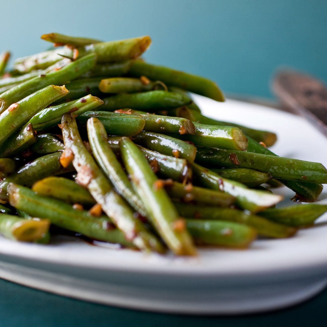 Garlic Vinaigrette Over Green Beans