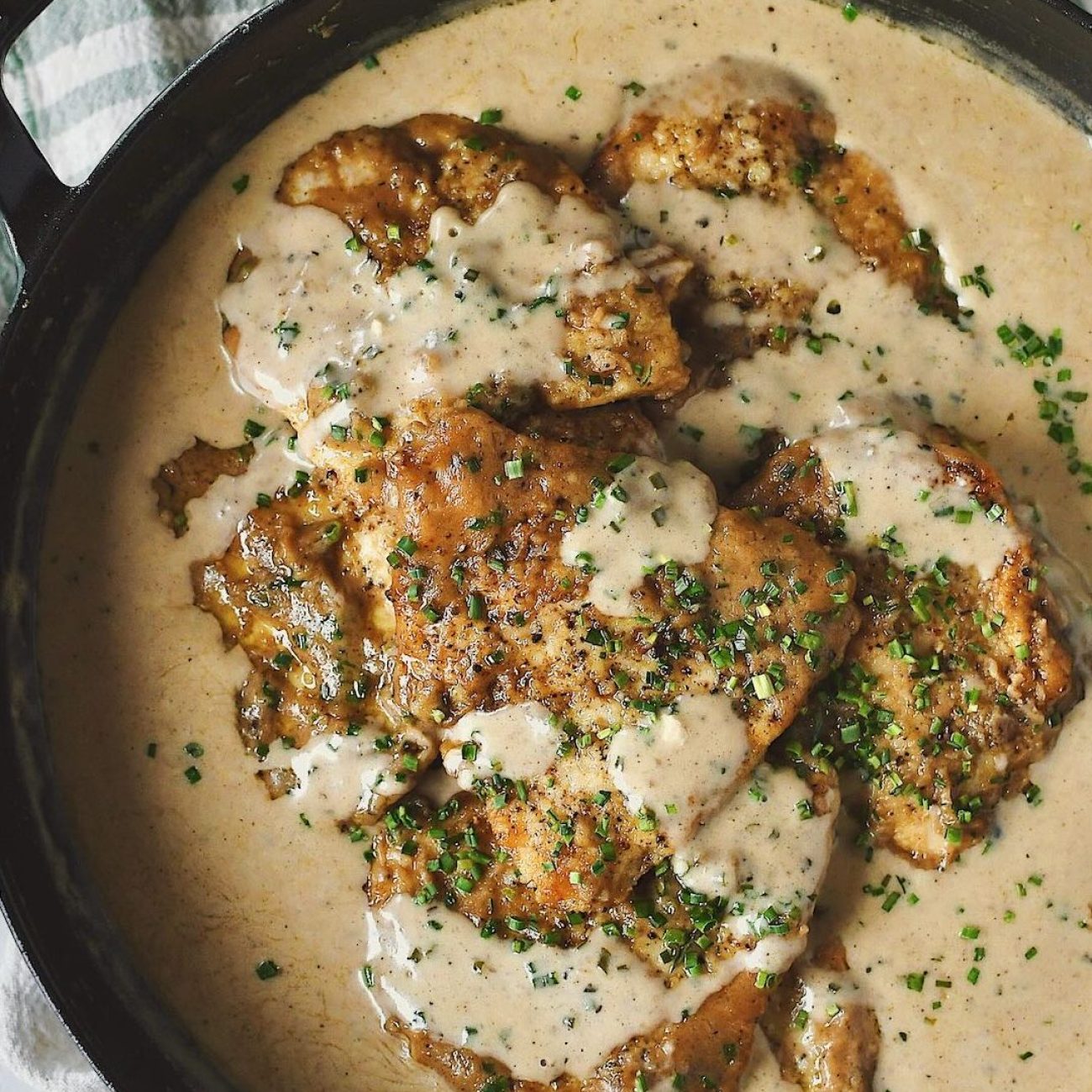 Geschnetzeltes Chicken In Cream Sauce