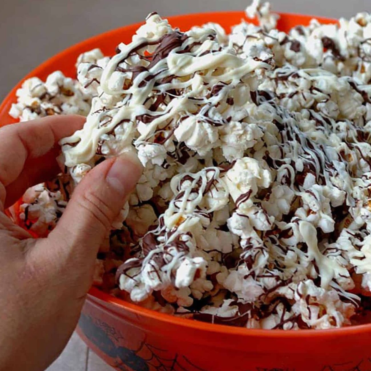 Gourmet White Chocolate Drizzled Popcorn Recipe