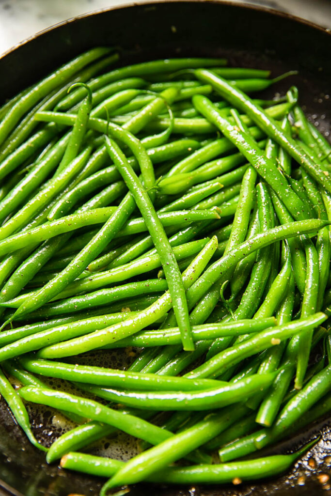 Green Beans With Lemon-Herb Butter