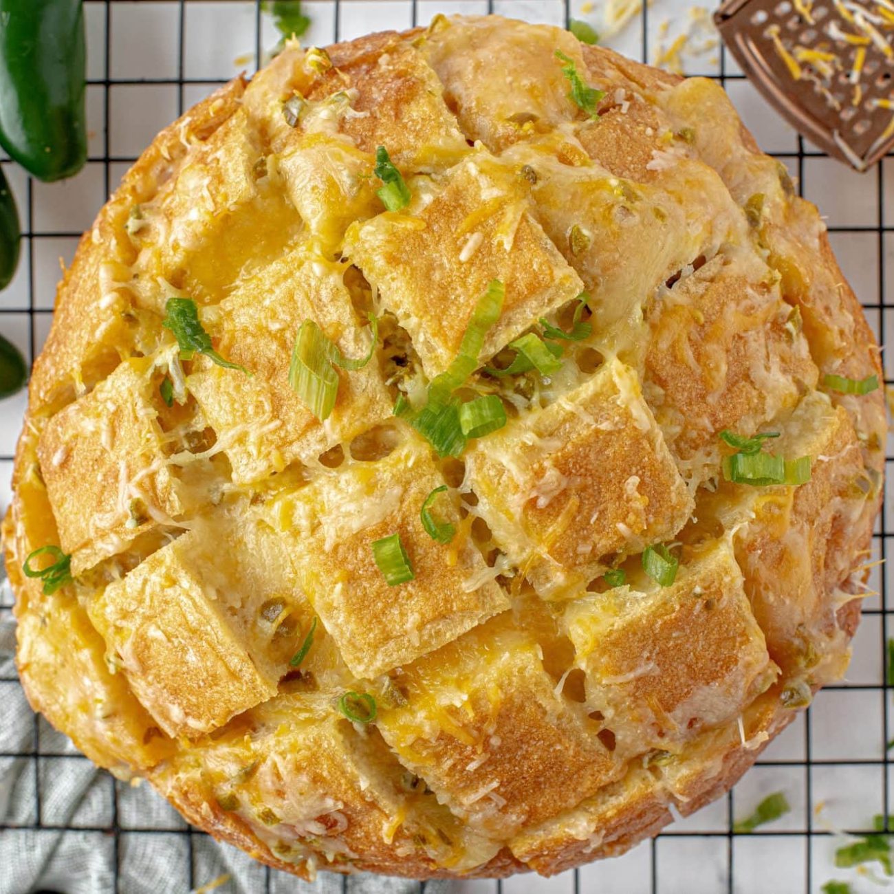 Green Chile Cheese Pull- Apart Bread