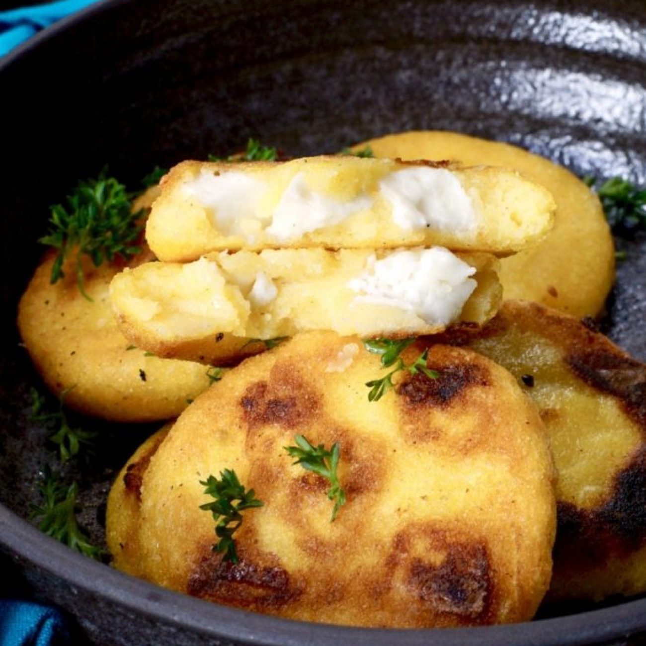 Grilled Arepas With Cheese