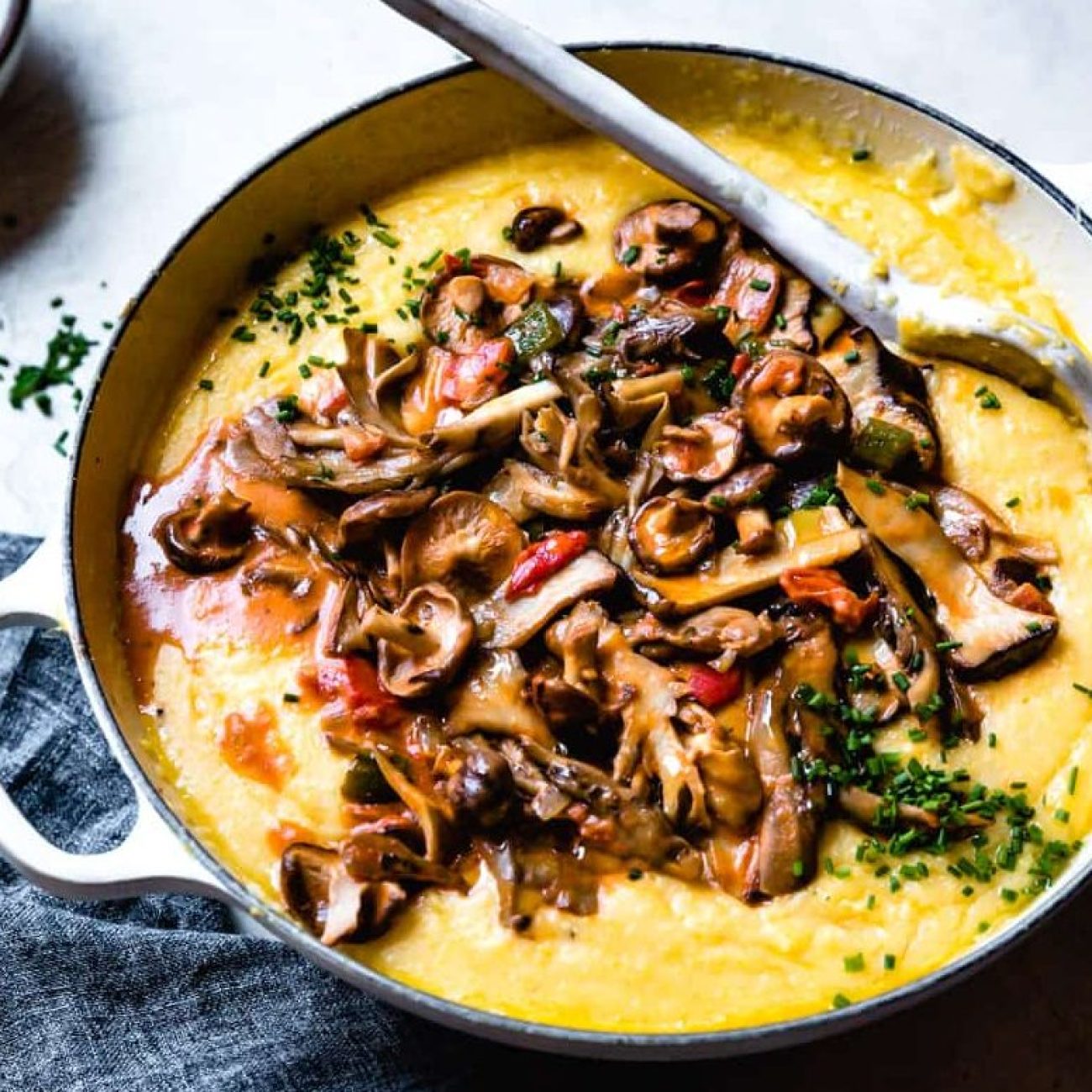 Grits Toast With Creamy Mushroom