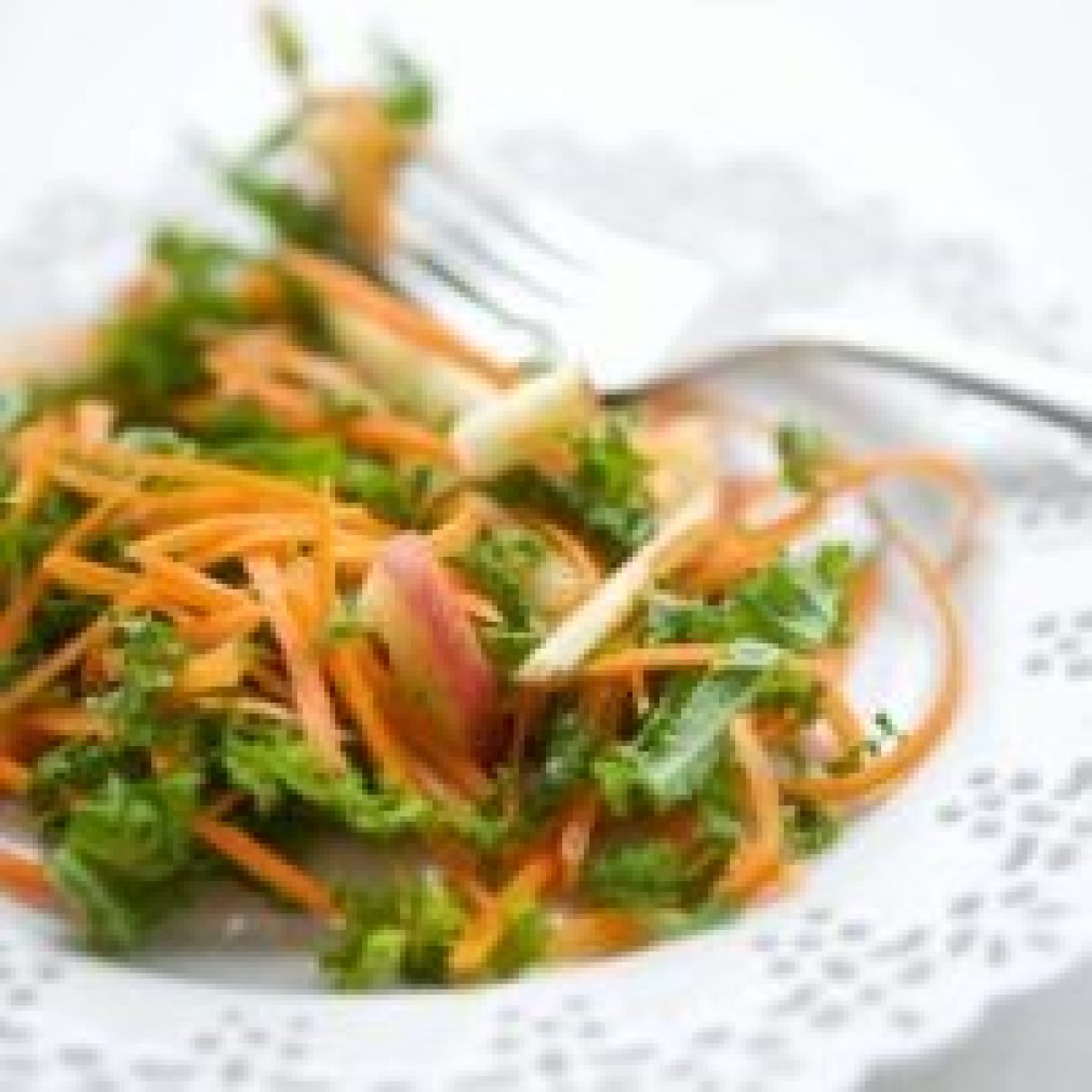 Healthy Apple Carrot Salad Recipe – Weight Loss Friendly