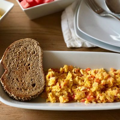 Huevos Con Salsa De Tomate Paraguayan