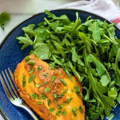 Hummus And Spinach Stuffed Chicken Breasts