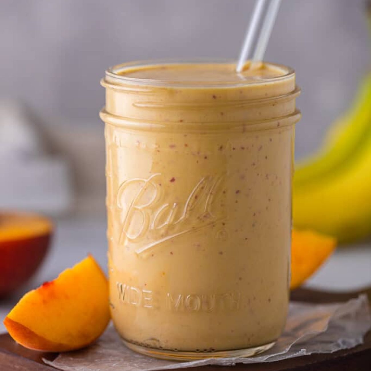 IBS-Friendly Banana Peach Smoothie Recipe