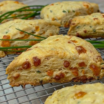 Inas Cheddar- Dill Scones