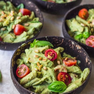 Italian Hummus With Pesto