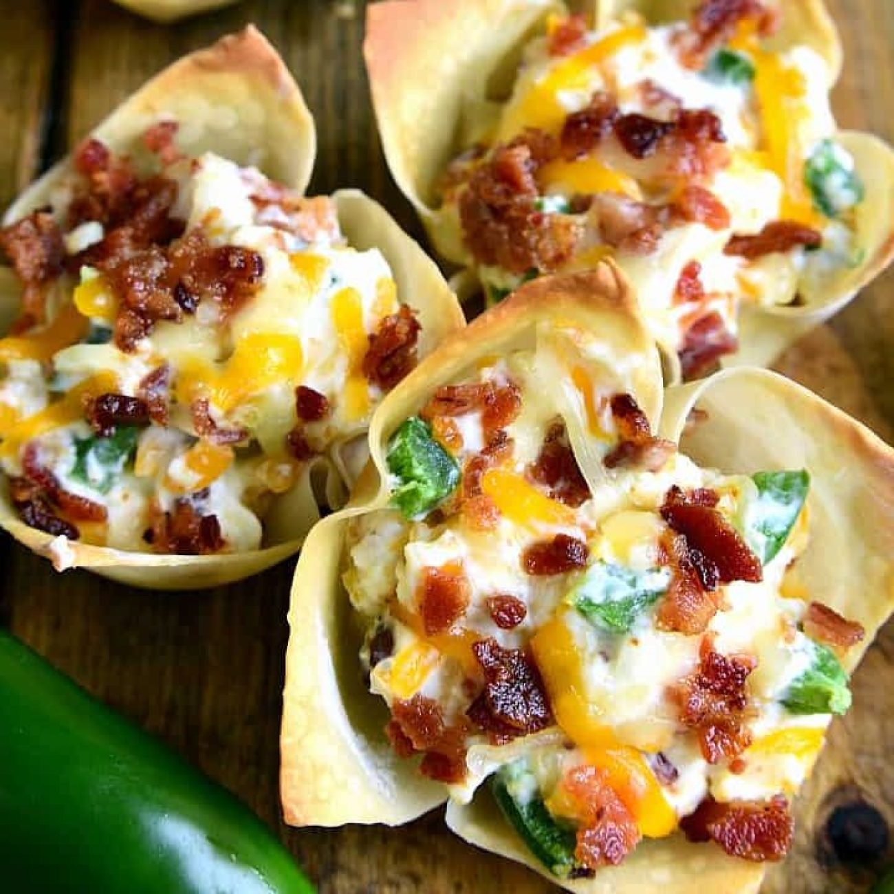 Jalapeno Popper Wonton Puffs