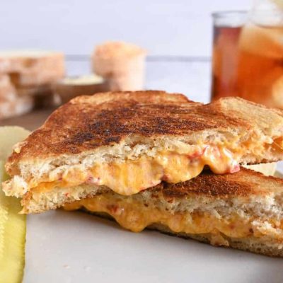 Jazzed Up Grilled Cheese And Turkey Pita