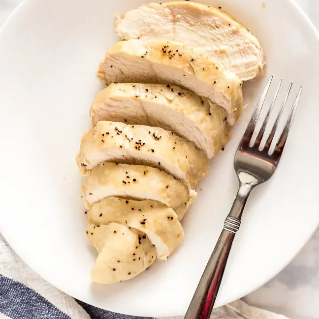 Juicy and Tender Steamed Chicken Breast Recipe