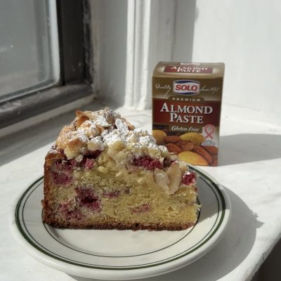 Kolombyntjes Currant Coffee Cake