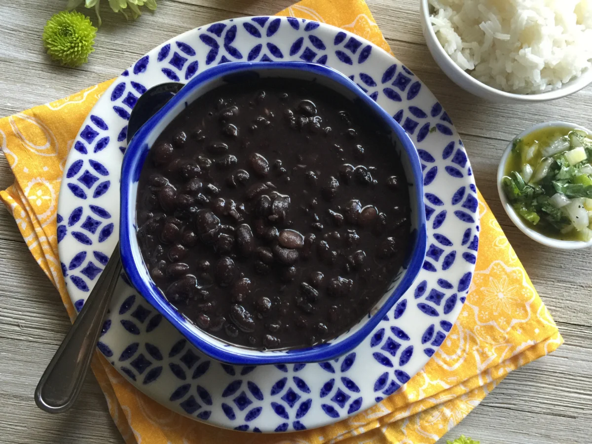 Latin Black Beans Habichuelas Negras