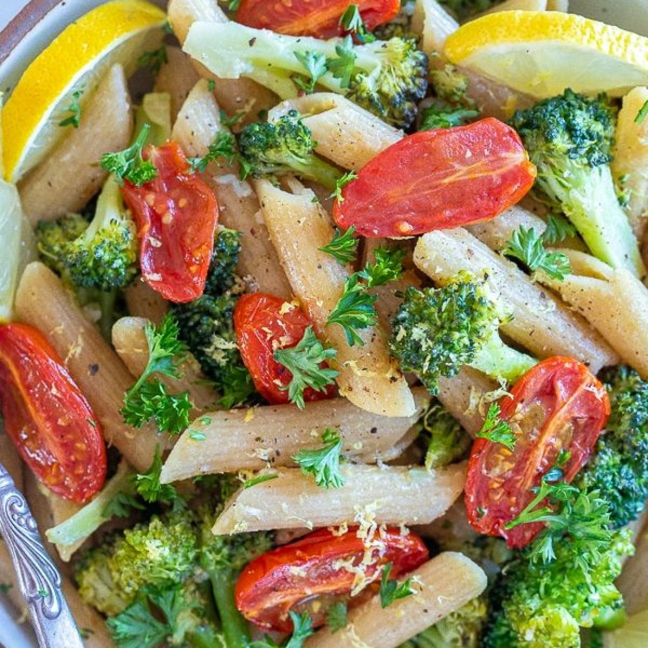 Lemon Chicken Pasta With Broccoli