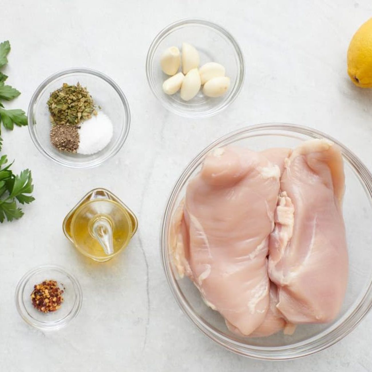 Lemon-Garlic Chicken Saut: A Flavorful Weeknight Delight