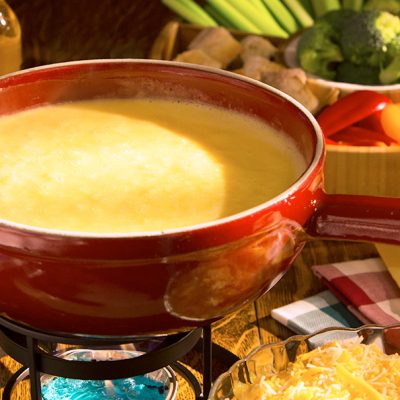 Light Cheddar And Ale Fondue Cheese Sauce