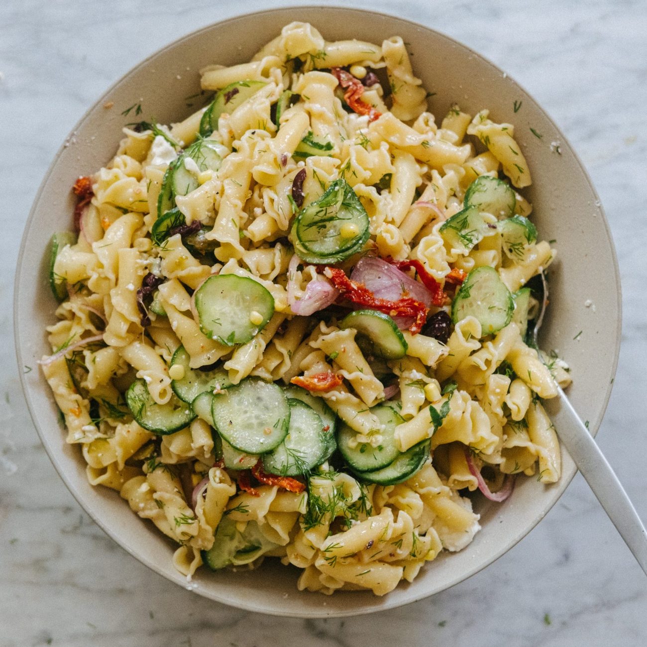 Linguine With Snow Peas, Cucumber, And