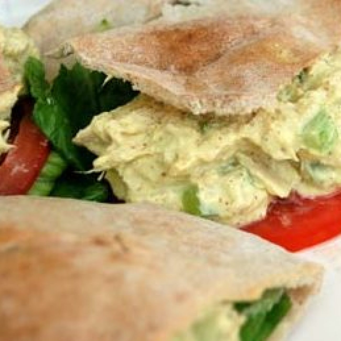 Liter Tuna Salad Pitas