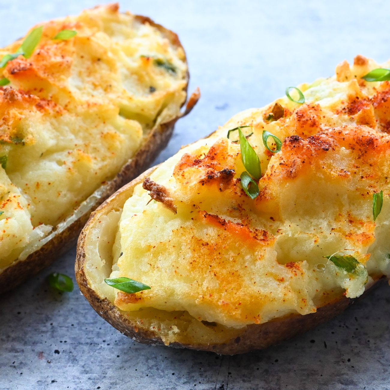 Loaded Potato Boats: A Delicious and Easy Recipe