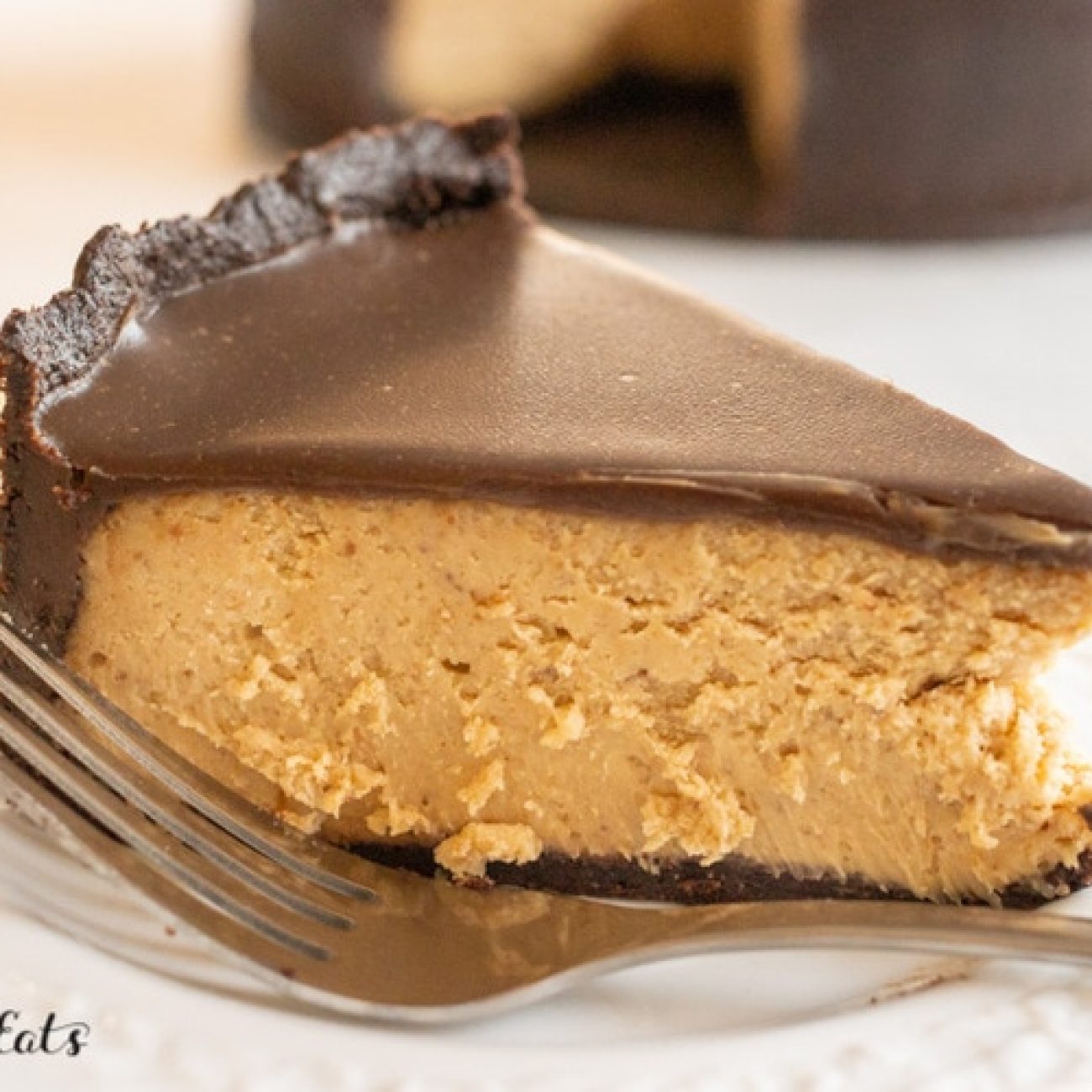 Low Carb Peanut Butter Cup Cheesecake