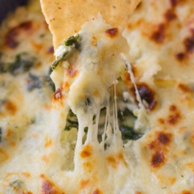 Low-Fat Hot Artichoke And Spinach Dip