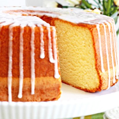 Luscious Lemon Sour Cream Pound Cake Recipe