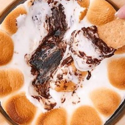 Maple Pecan Smores Dip