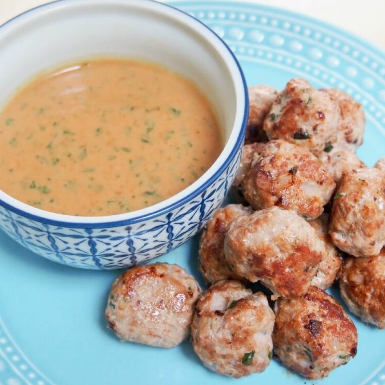 Meatballs With Satay Dipping Sauce