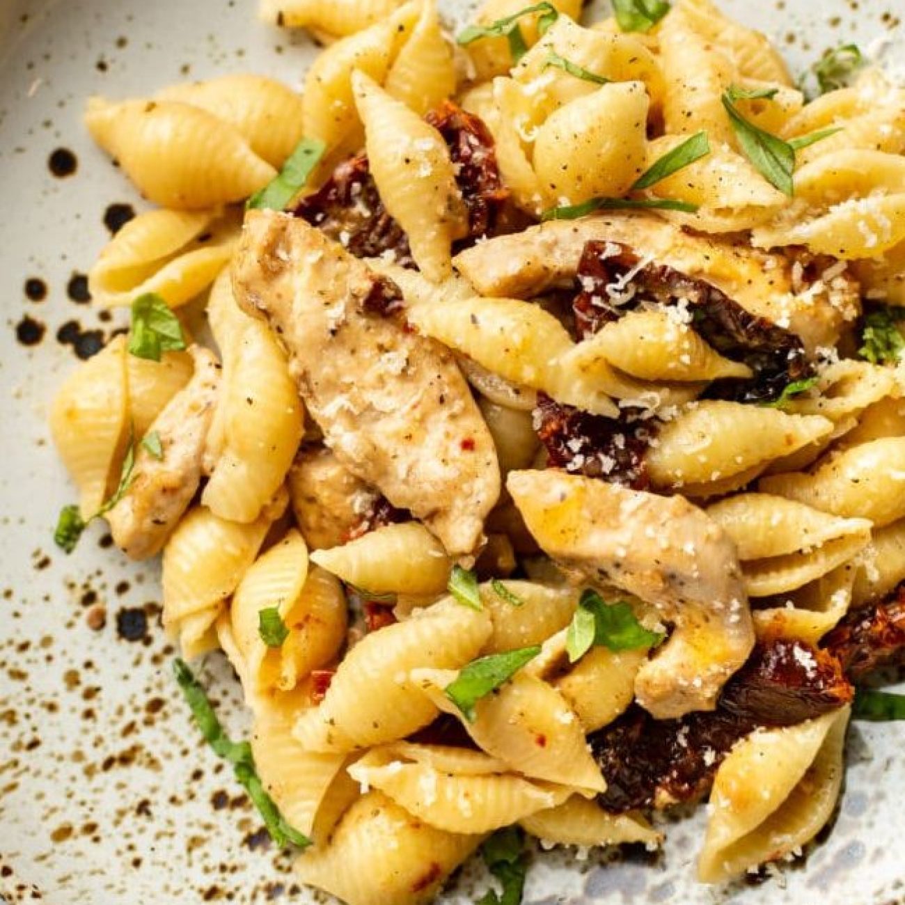 Mediterranean-Style Sun-Dried Tomato Chicken Pasta Recipe