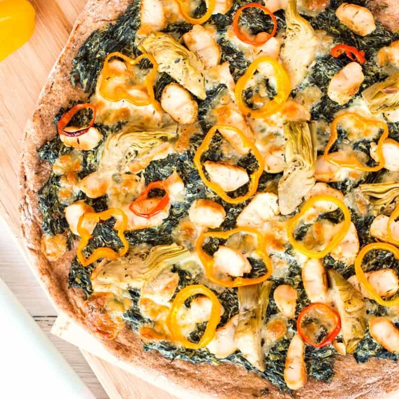 Mini Spinach and Artichoke Pizzas: A Quick and Healthy Recipe