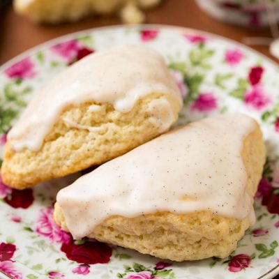 Mini Vanilla Scones Like Starbucks